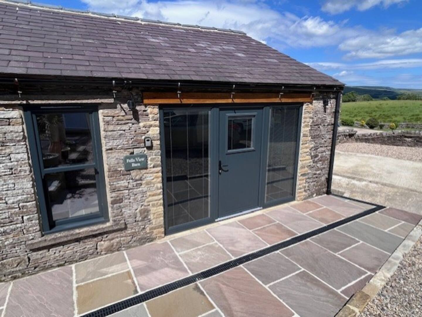 Fells View Barn exterior